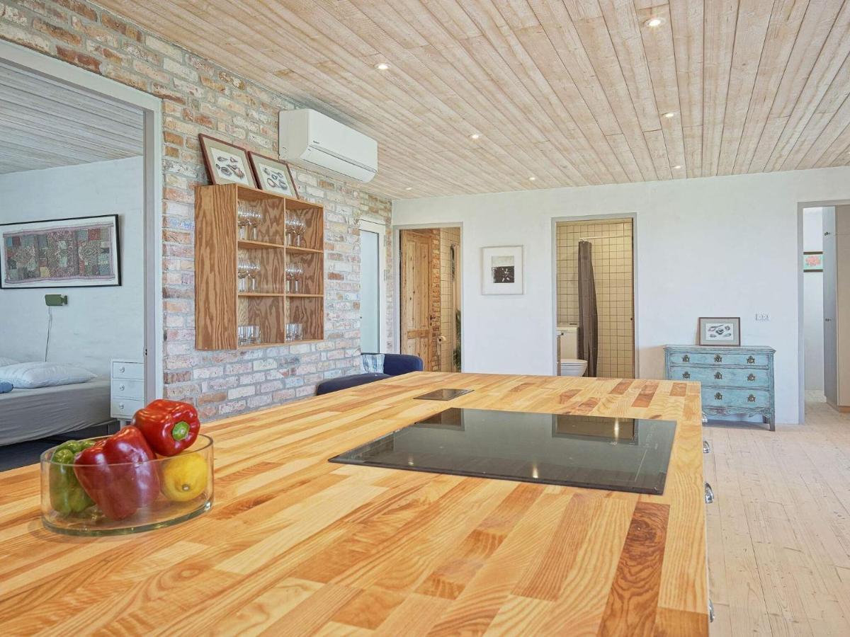 6 Person Holiday Home In Svaneke Eksteriør billede